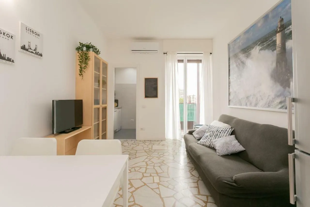 The Best Rent - Maciachini Two Bedroom Apartment Milan Italy