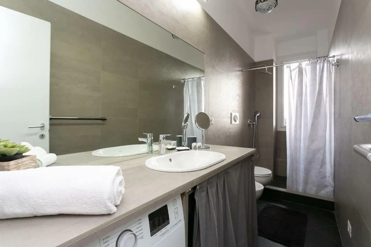 The Best Rent - Maciachini Two Bedroom Apartment Milan