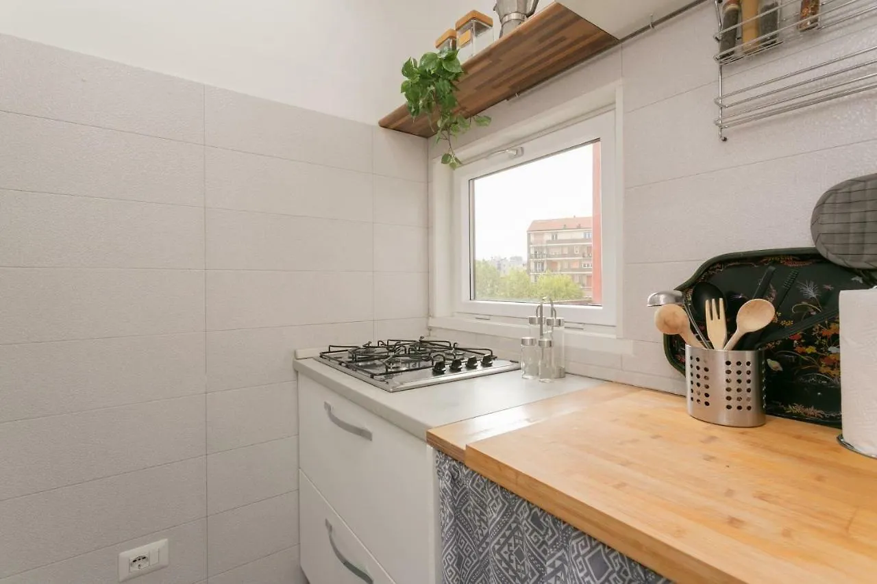 The Best Rent - Maciachini Two Bedroom Apartment Milan