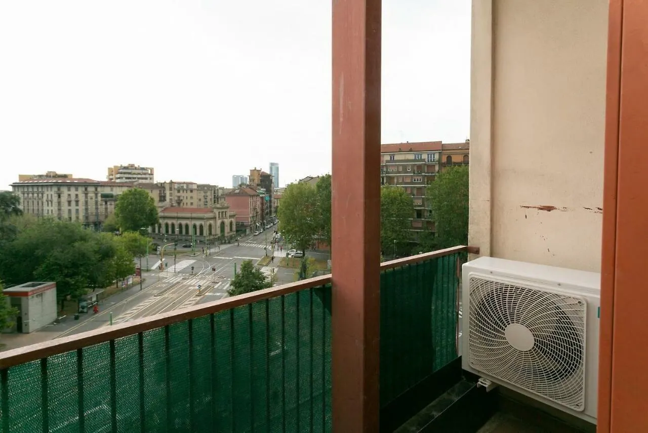 The Best Rent - Maciachini Two Bedroom Apartment Milan Italy